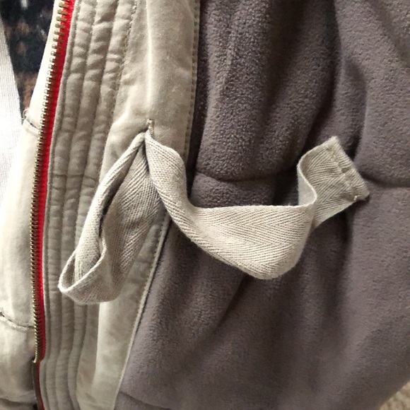 Old Navy size M hooded coat.  Worn once - Picture 10 of 11